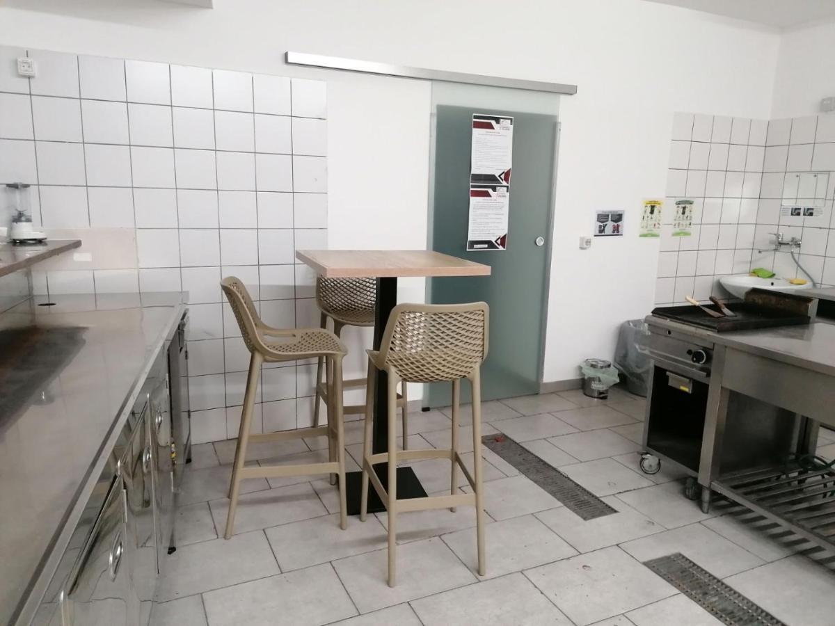 Hostel Vojnik Zewnętrze zdjęcie
