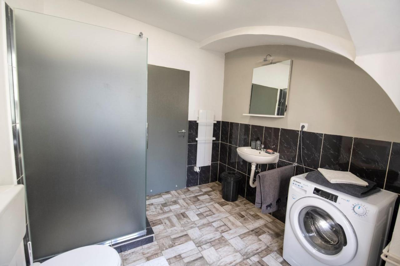 Hostel Vojnik Zewnętrze zdjęcie