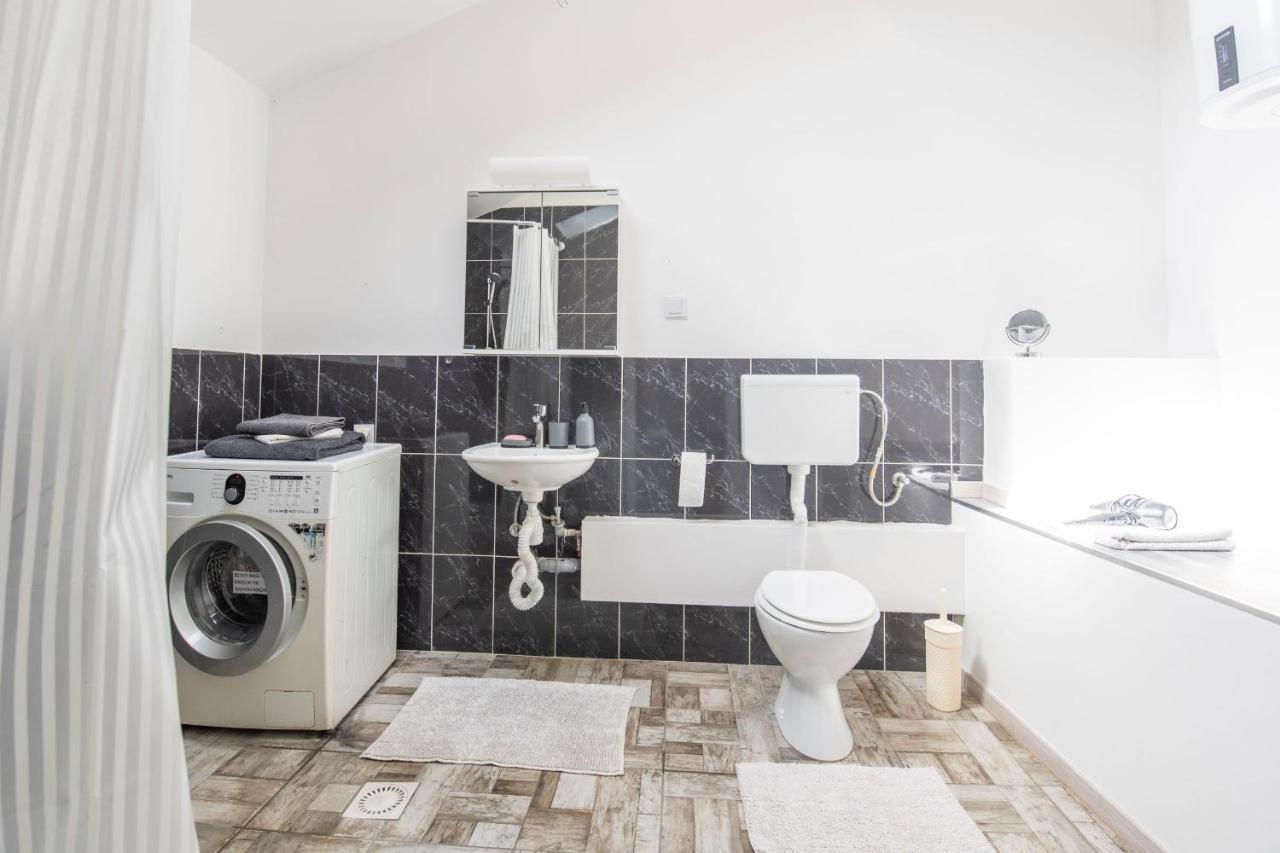 Hostel Vojnik Zewnętrze zdjęcie